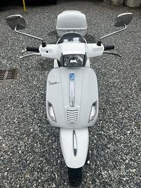 Vespa 125s 2008