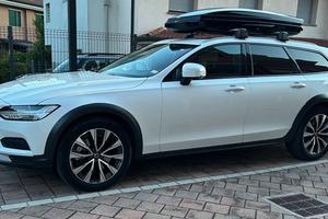 VOLVO V90 CROSS COUNTRY B4 AWD PLUS