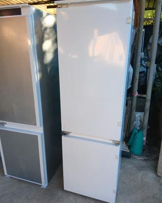 Frigorifero combinato WHIRLPOOL a incasso h 177 cm