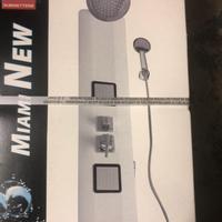 Colonna Doccia con idro massaggio