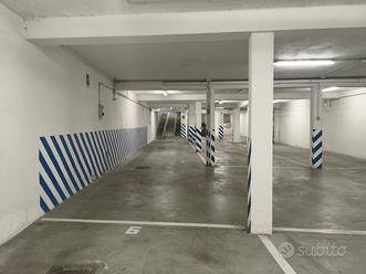 Posti auto via tiepolo 47