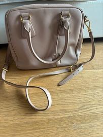 Prada in pelle modello galleria cipria