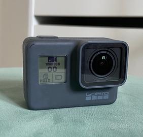 GoPro Hero5 Black (USATA) + case e acccessori