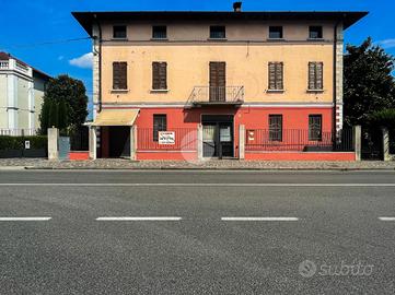 NEGOZIO A BAGNOLO MELLA