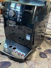 Macchinetta del caffè Delonghi MagnificaS
