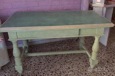 Tavolo in legno stile shabby chic – vintage restau