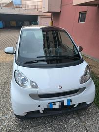 White smart pulse