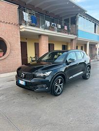 XC40 R design AUTOCARRO