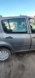 RENAULT MODUS 2009 PORTA POSTERIORE SX/DX