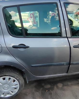 RENAULT MODUS 2009 PORTA POSTERIORE SX/DX