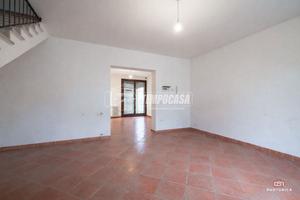 Casa indipendente con mansarda e garage - classe (