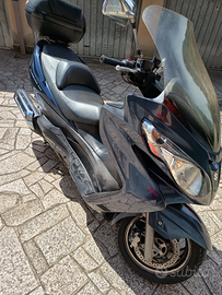 Suzuki Burgman 400