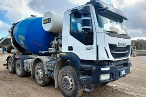 Iveco Trakker 410T45 + Betoniera Cifa