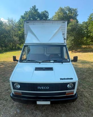 Iveco Daily 35.10 2.5 Turbo - 183.000 km originali