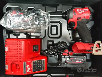 MILWAUKEE AVVITATORE IMPULSI DA 1/4" nuovo 