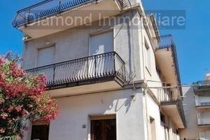 Casa indipendente bifamiliare a mascali