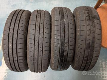 4 gomme estive Falken Sincera SN110 175/65/15 84H