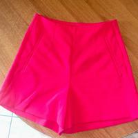 pantaloncini rosa