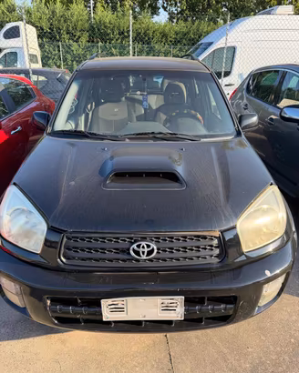 TOYOTA RAV4 DEL 2003 PER RICAMBI