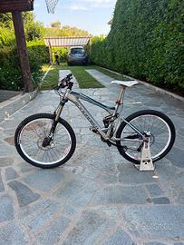 Mondraker Dune R