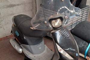 Piaggio Zip Vespa Pl
