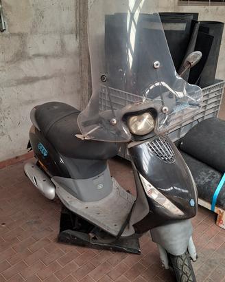 Piaggio Zip Vespa Pl