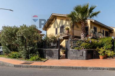 Villa o villino - San Gregorio di Catania
