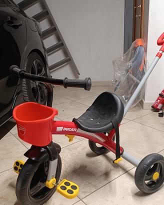 triciclo ducati