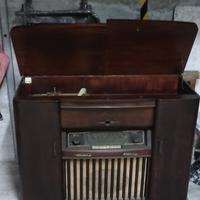 mobile radio giradischi 