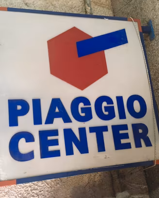 Insegna luminosa bifacciale PIAGGIO CENTER /EPOCA