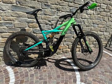 Specialized KENEVO, del 2018, batteria al 100%