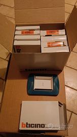 BTICINO L4803BU PLACCA 3POSTI IN METALLO