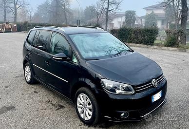 Volkswagen Touran 2.0 TDI 177 CV DSG Highline