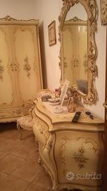 Splendida camera da letto completa.