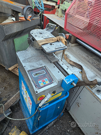 Macchinari attrezzature ritiro