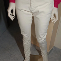 Pantalone" Revise "