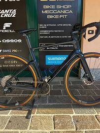 Bici Gravel KROSS ESKER 2.0 RS