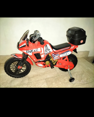 Giocattolo moto elettrica