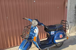 Vespa P125X