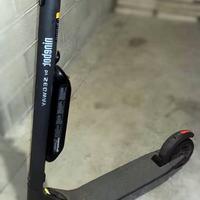Monopattino Ninebot Segway ES2 pieghevole