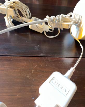 due lampade da tavolo ikea