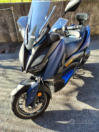 Yamaha xmax