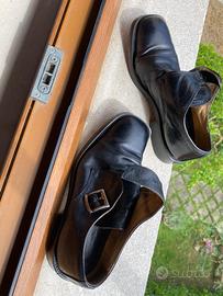 Scarpe uomo n. 42 in vera pelle con fibbia