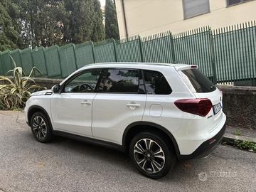 Suzuki Vitara full Hibryd 4x4  ALLGRIP 2022