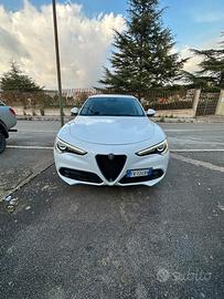 Alfa romeo stelvio Q4
