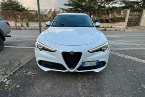 Alfa romeo stelvio Q4
