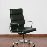 Vitra EA219 Soft Pad Eames