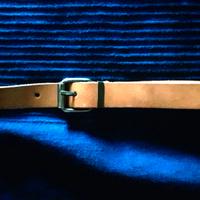 Cintura pelle anni 80 si gira 2v intorno alla vita