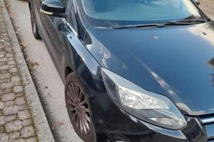 Ford focus titanium