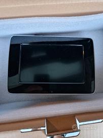 monitor mercedes